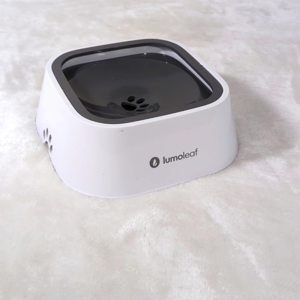 Spill proof dog water dish